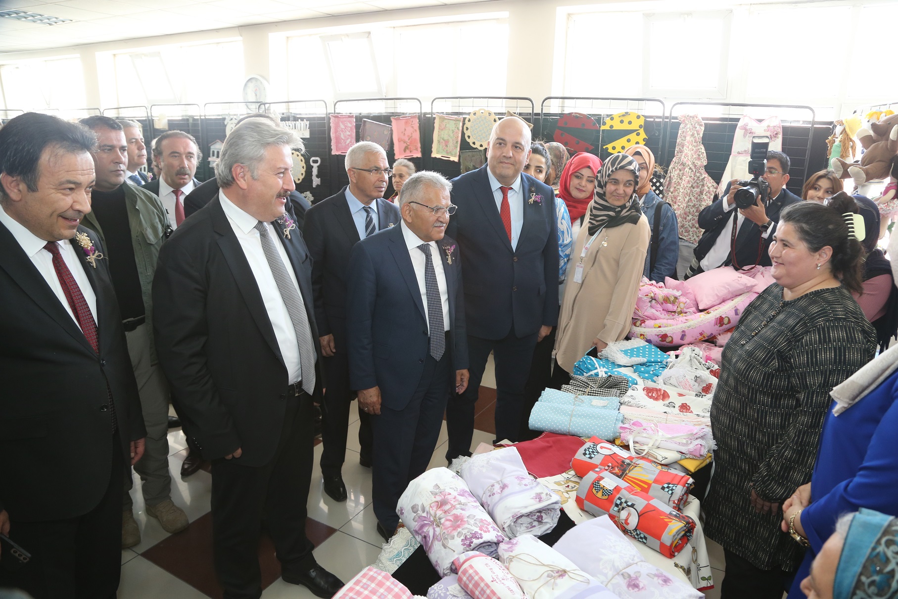 Başkan Büyükkılıç, Toplum İş Sağlığı İş Uğraş Terapi Sergisi’nin Açılışına Katıldı
