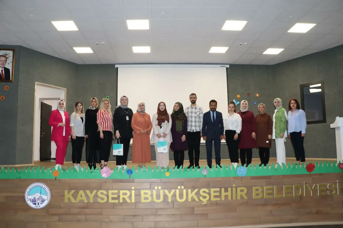 Büyükşehir Huzur Çınarı'ndan Yeşilay İle Bağımlılıkla Mücadele Dayanışması