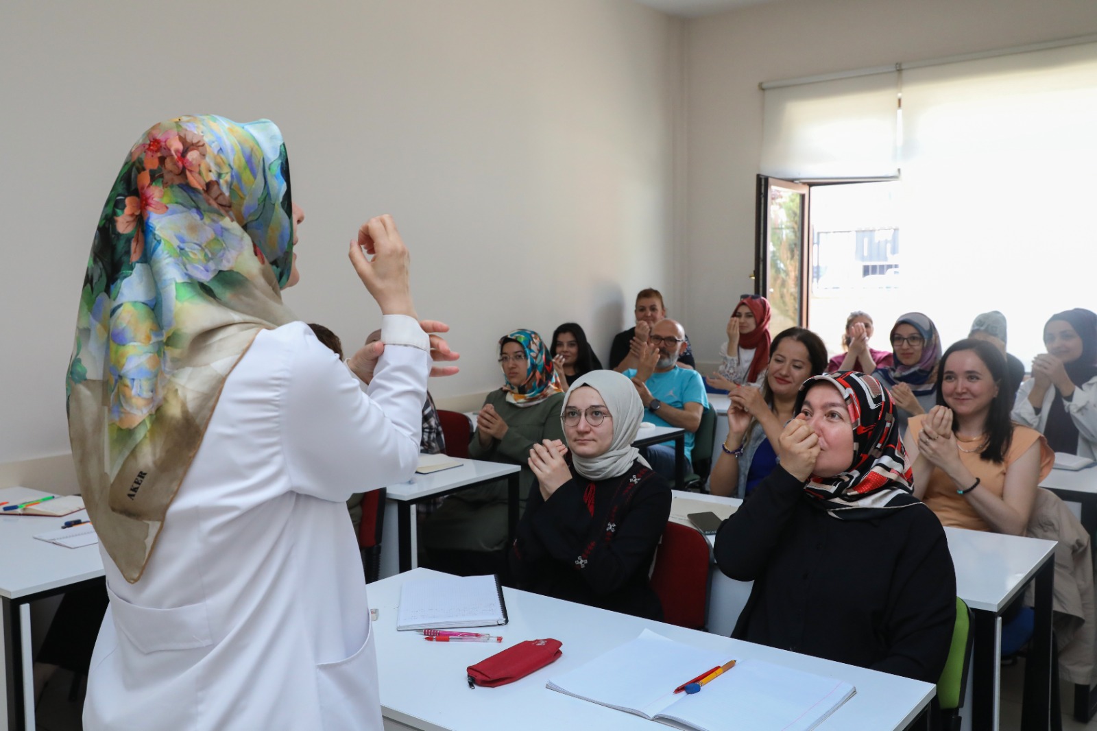 KAYMEK’ten Bir İlk Daha: Türk İşaret Dili Sınavına Hazırlık Kursu