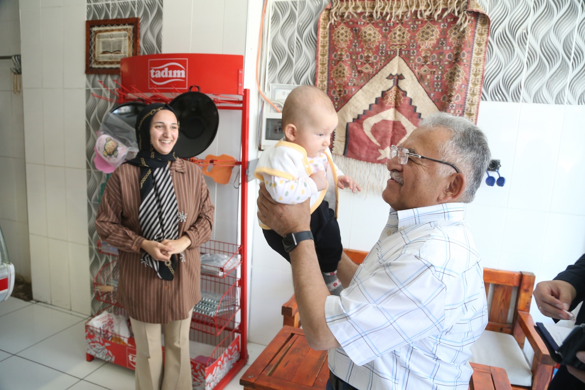 Başkan Büyükkılıç, Yeni Nesil Su Boruları Kullanılan KASKİ Çalışmalarını İnceledi