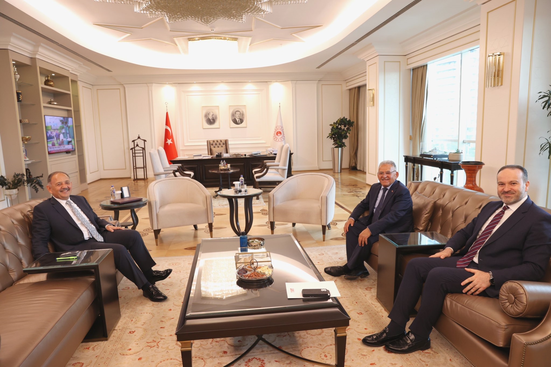 Başkan Büyükkılıç’tan Bakan Özhaseki’ye Ziyaret