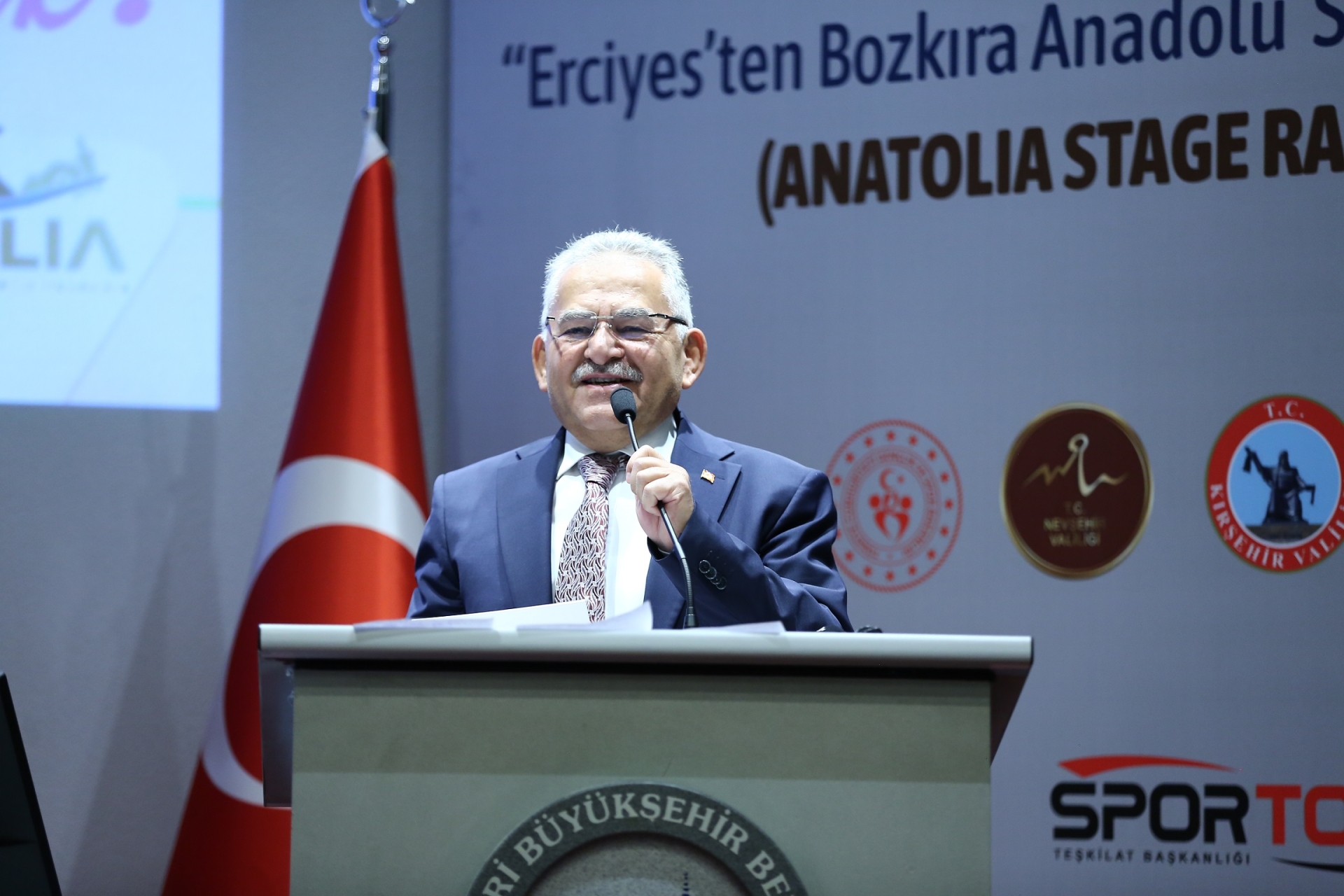 Başkan Büyükkılıç, İlk Kez Türkiye’de Düzenlenecek Anatolia Stage Race Dağ Bisikleti Yarışı Lansmanı’na Katıldı