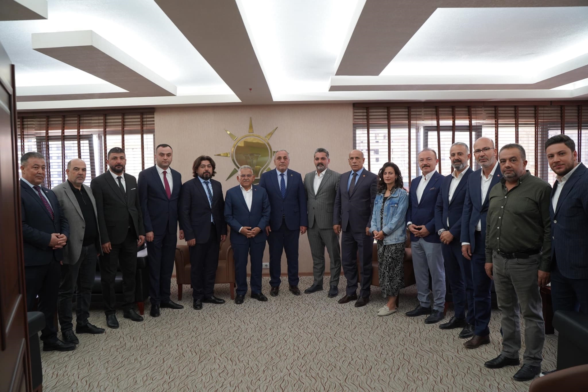 AK Parti’de “Cumhur İttifakı” Buluşması