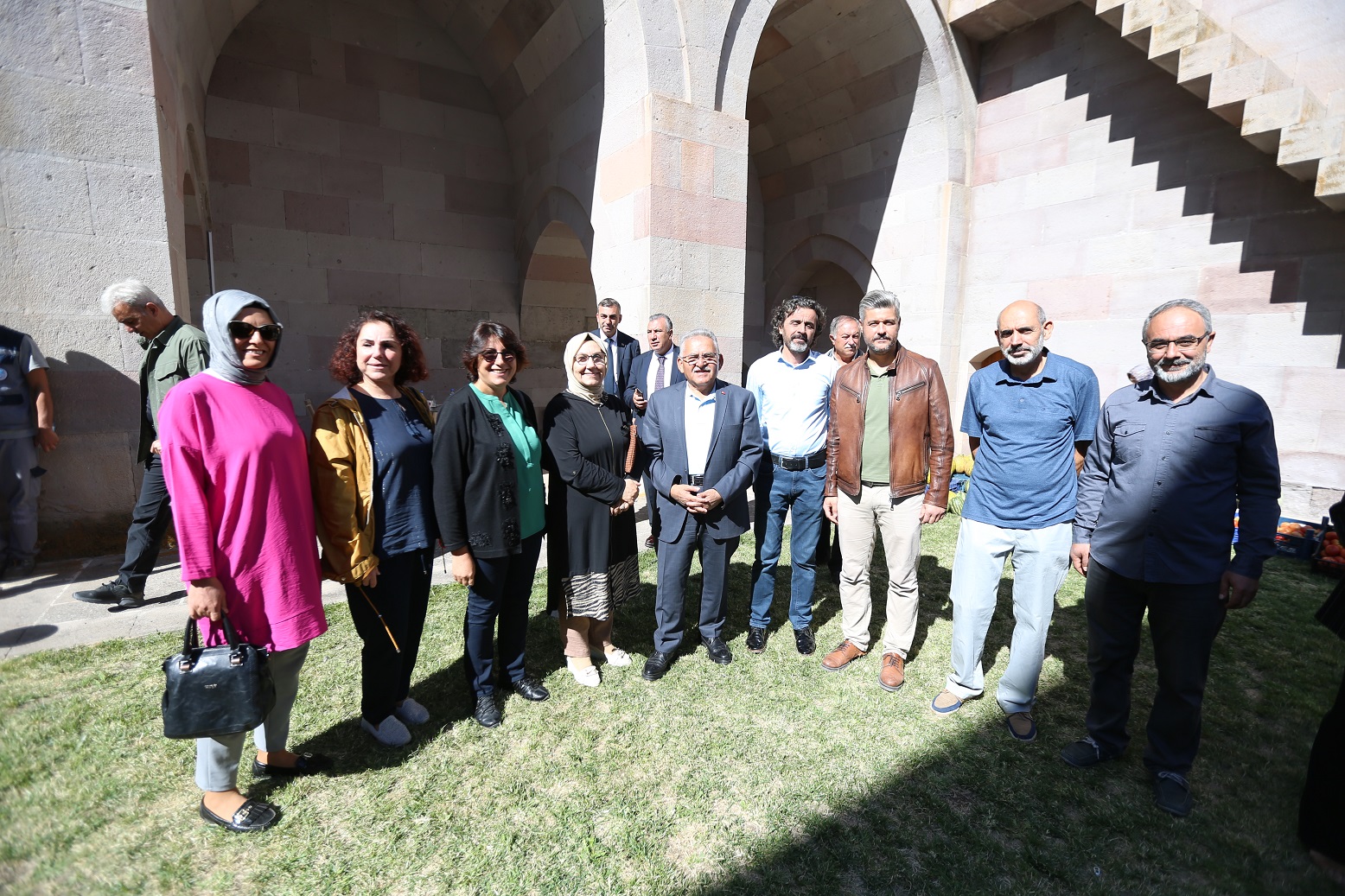 Başkan Büyükkılıç, 791 Yıllık Tarihi Hanı Kayserililere Tanıtıyor