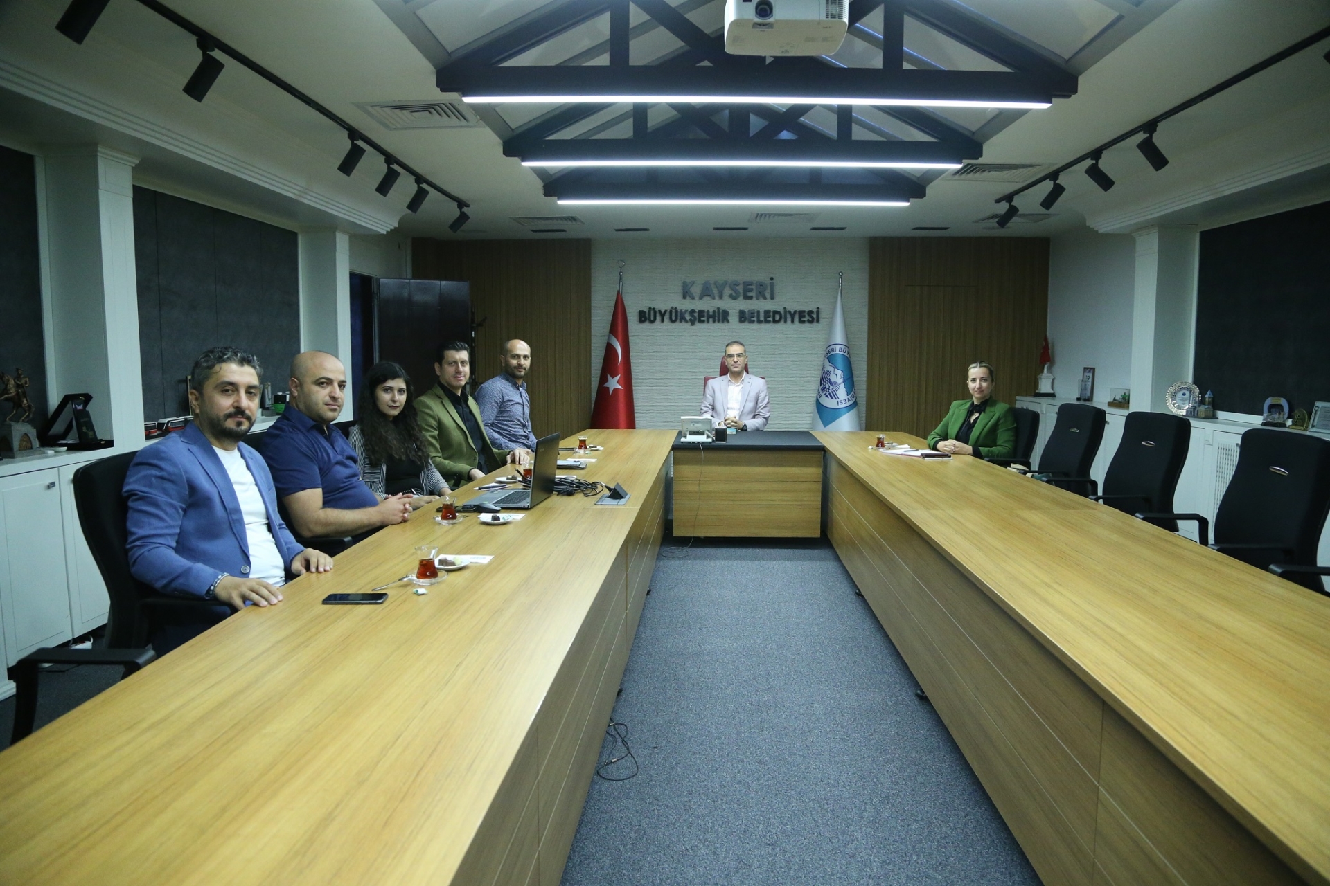 Büyükşehir ile Deprem Gerçeği Masaya Yatırılıyor