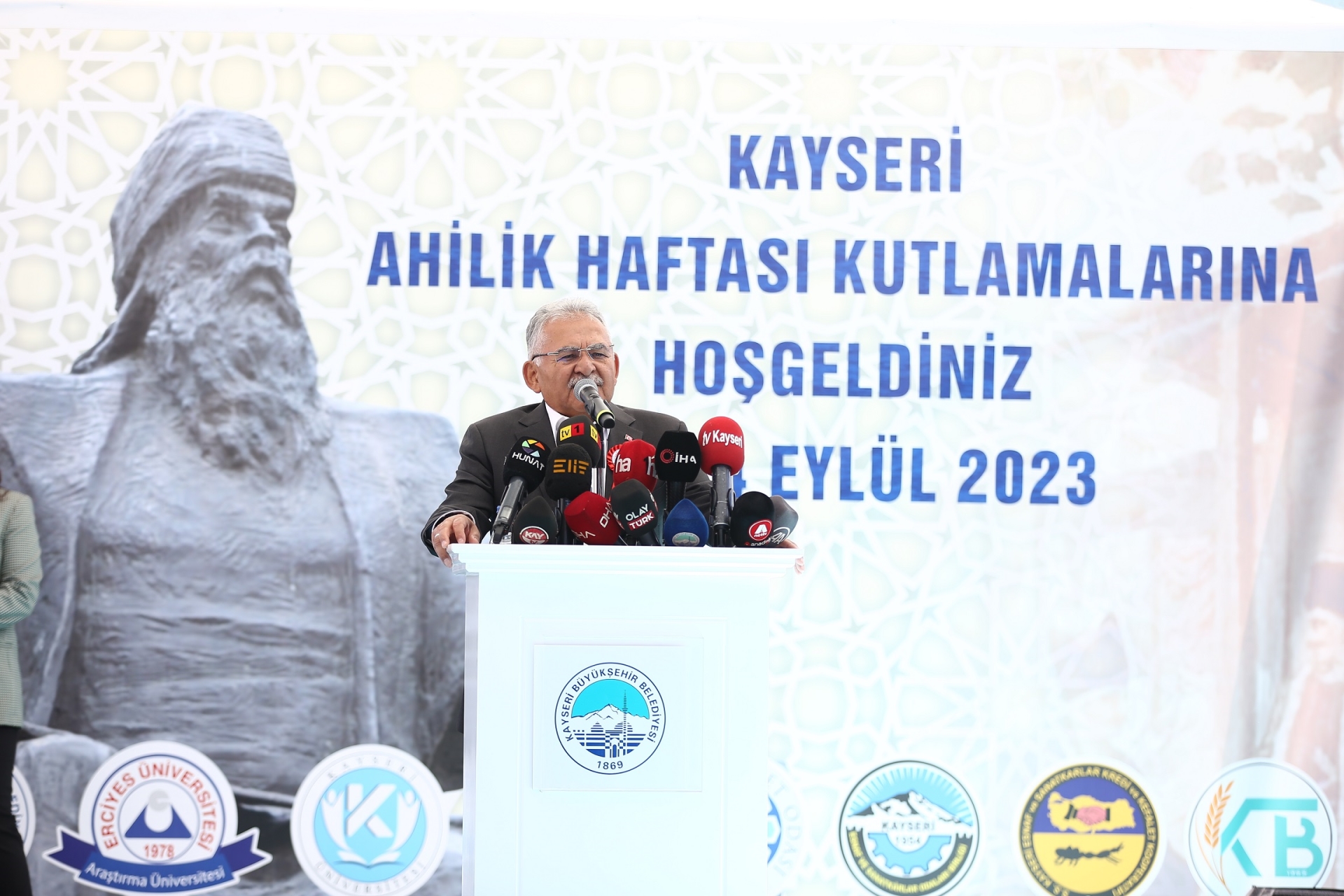 Vali Çiçek ve Başkan Büyükkılıç, Ahilik Haftası Kutlamalarına Katıldı