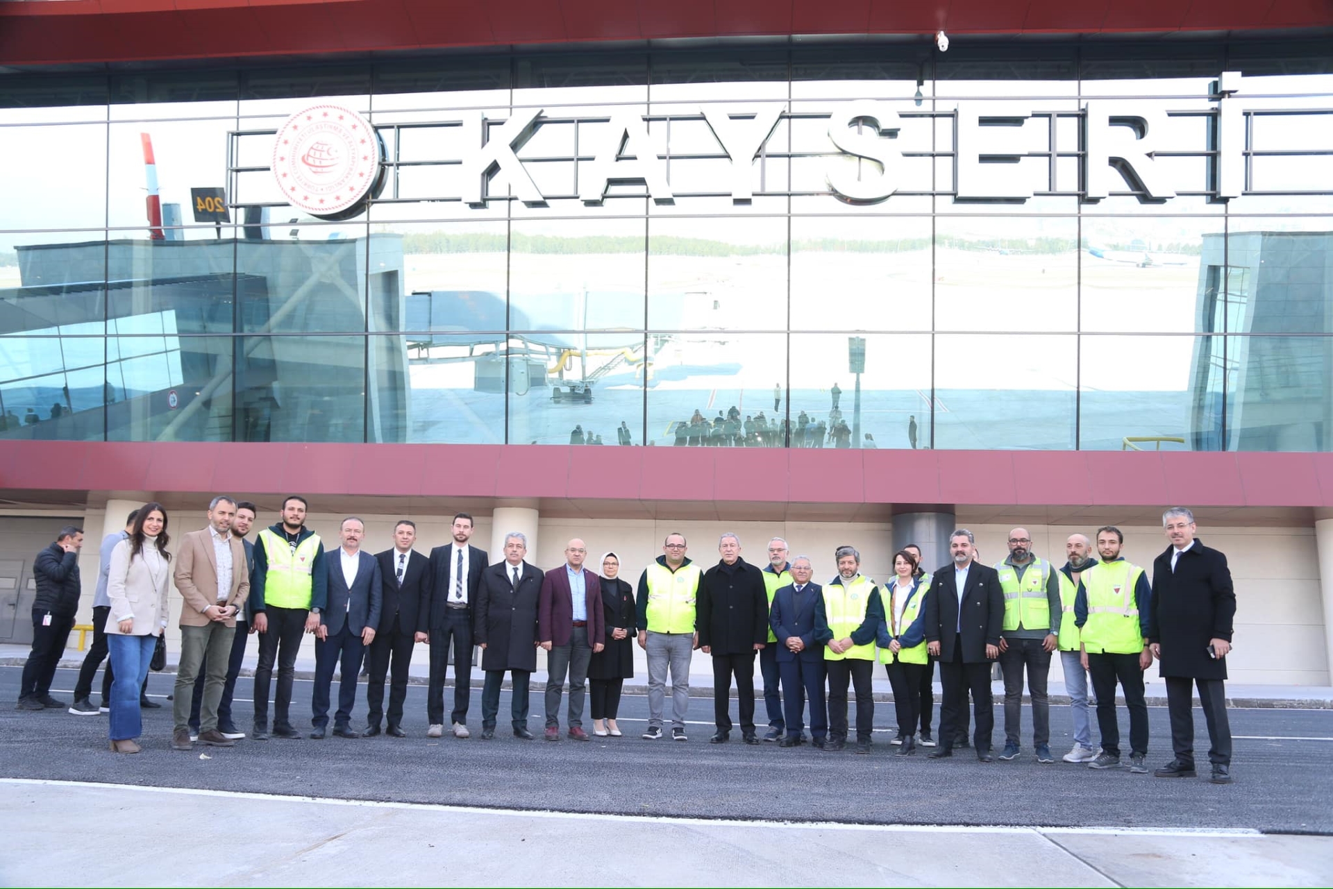 Akar, Büyükkılıç ve Milletvekillerinden Havalimanı Yeni Terminal Binası’na İnceleme