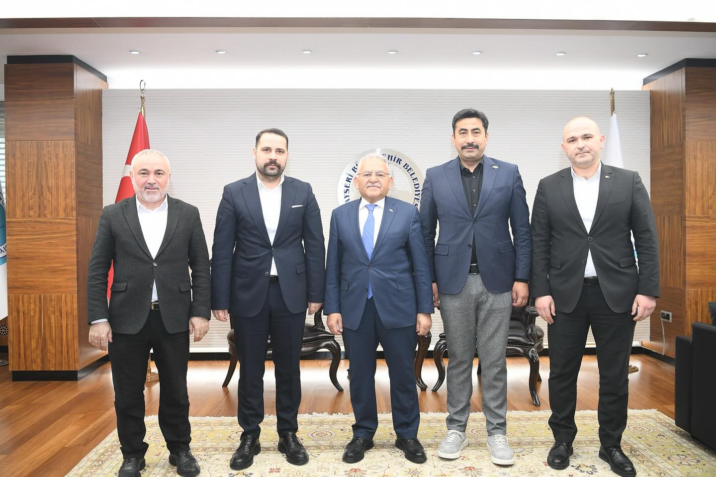 Büyükkılıç, Öz Taşıma-İş ve Hizmet-İş Sendika Temsilcilerini Ağırladı
