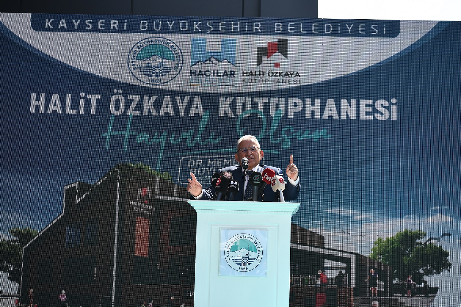 Büyükşehir-Hayırsever İş Birliği ile 1 Yılda Örnek ve Dua Alan Projeler