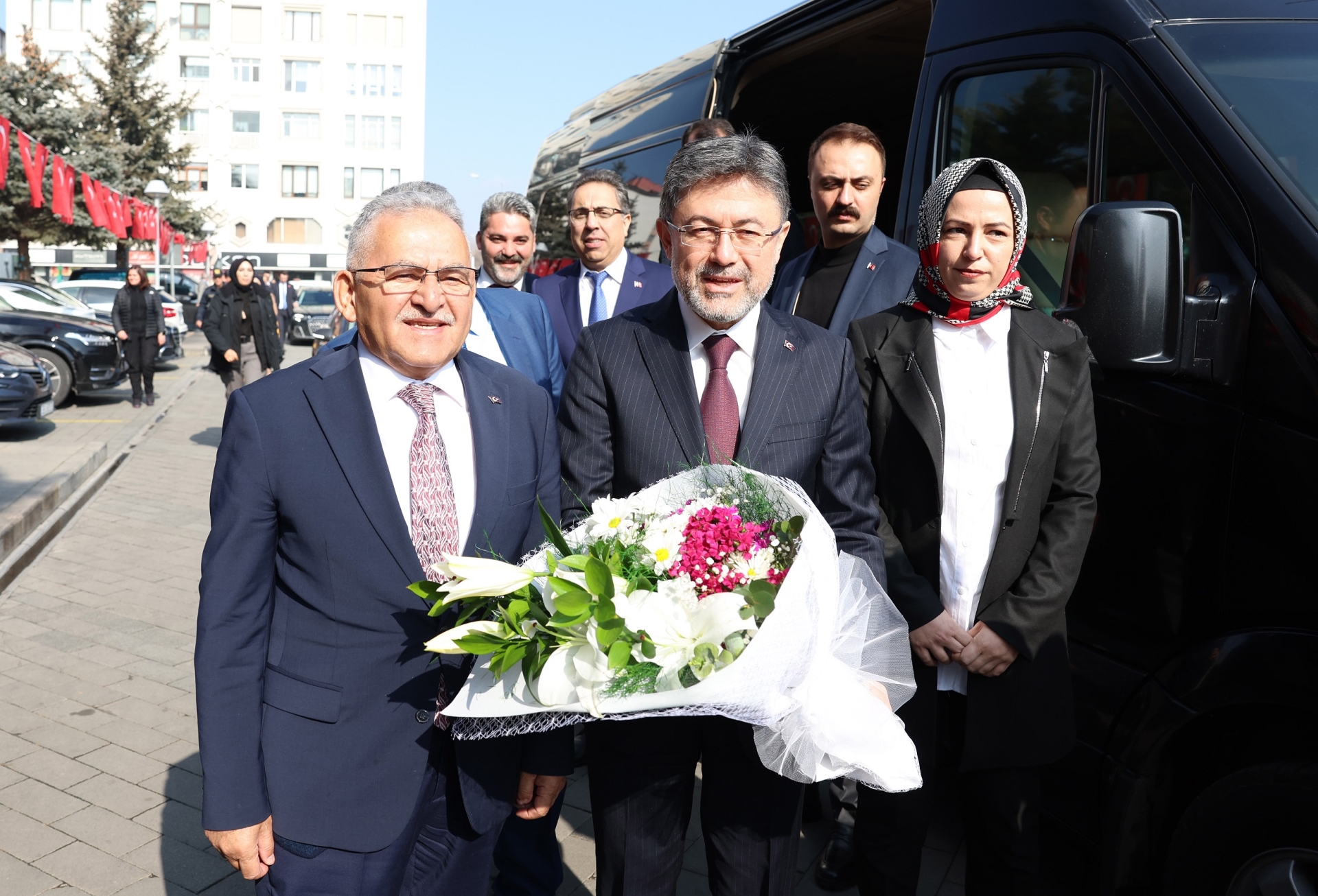 Tarım ve Orman Bakanı Yumaklı’dan Başkan Büyükkılıç’a Ziyaret