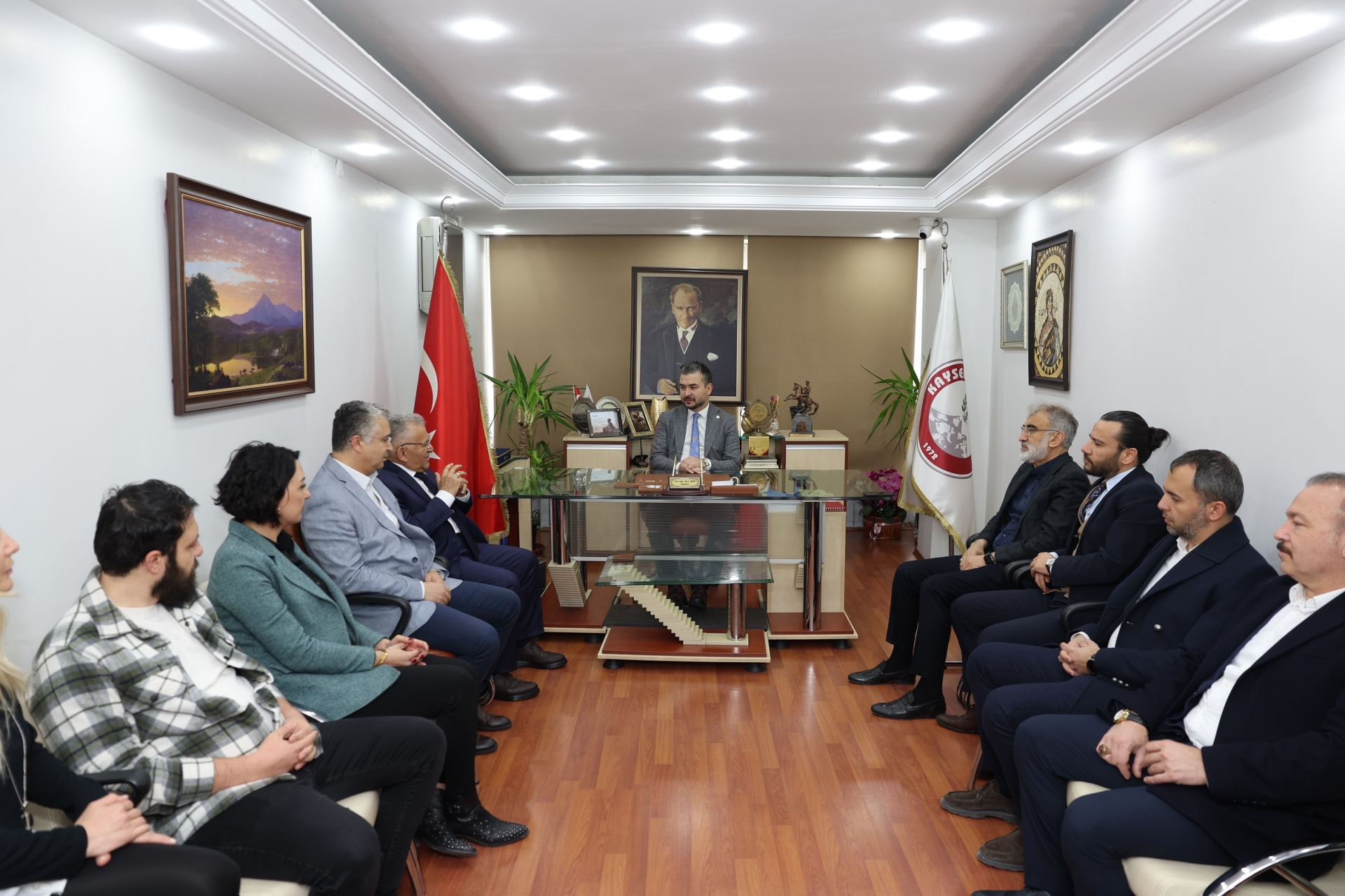 Başkan Büyükkılıç ve Eski Bakan Yıldız’dan STK Ziyaretleri