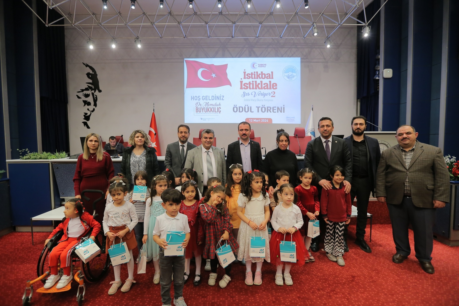 Büyükşehir’in İstiklal Marşı Okuma Yarışması Ödül Töreni Gerçekleştirildi