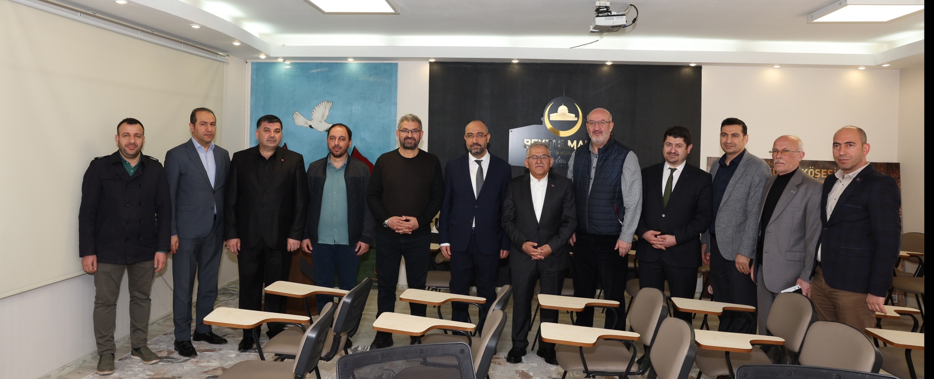 STK Ziyaretleri Gerçekleştiren Başkan Büyükkılıç: “Sahanın Her Yerindeyiz”