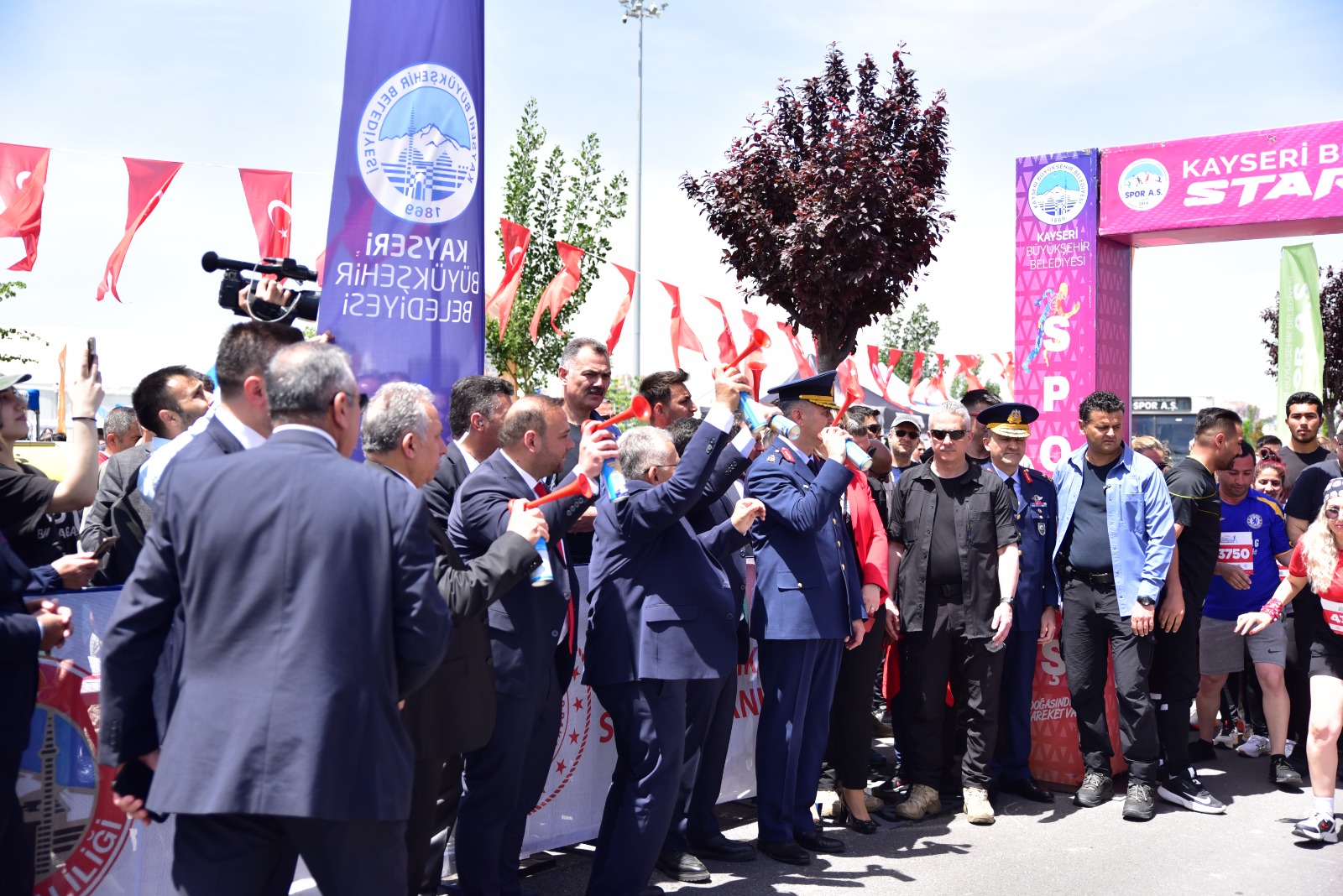 Büyükşehir Spor A.Ş. ile ‘Gençlik ve Spor Bayramı’ Dolu Dolu Geçti