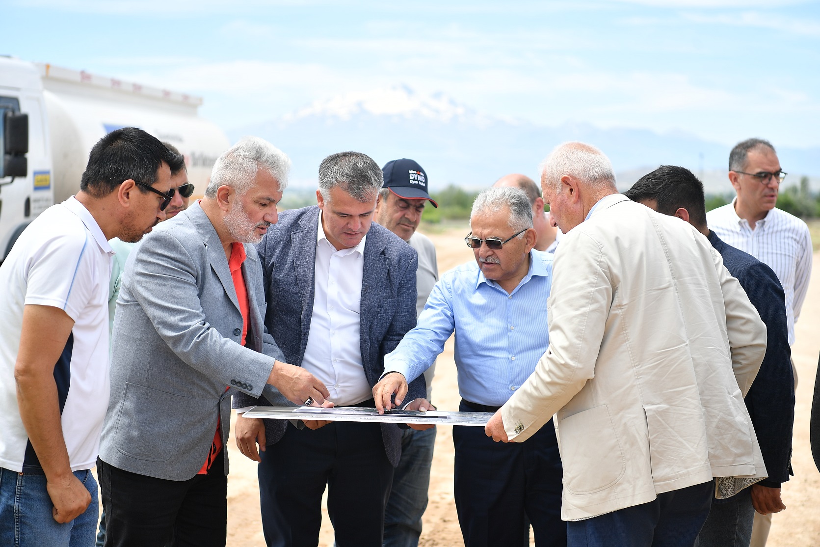 Başkan Büyükkılıç: “Düzenli, Planlı, Doğayla İç İçe Olan Bir Semt Ortaya Çıkacak”