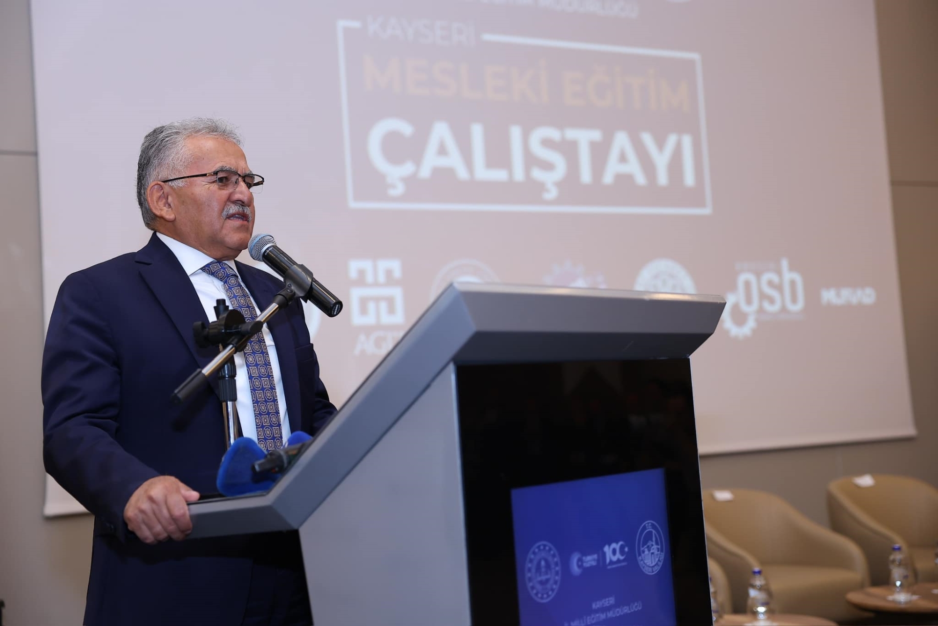 Başkan Büyükkılıç, Valilik ve İl Milli Eğitim Tarafından Hazırlanan Mesleki Eğitim Çalıştayı’na Katıldı