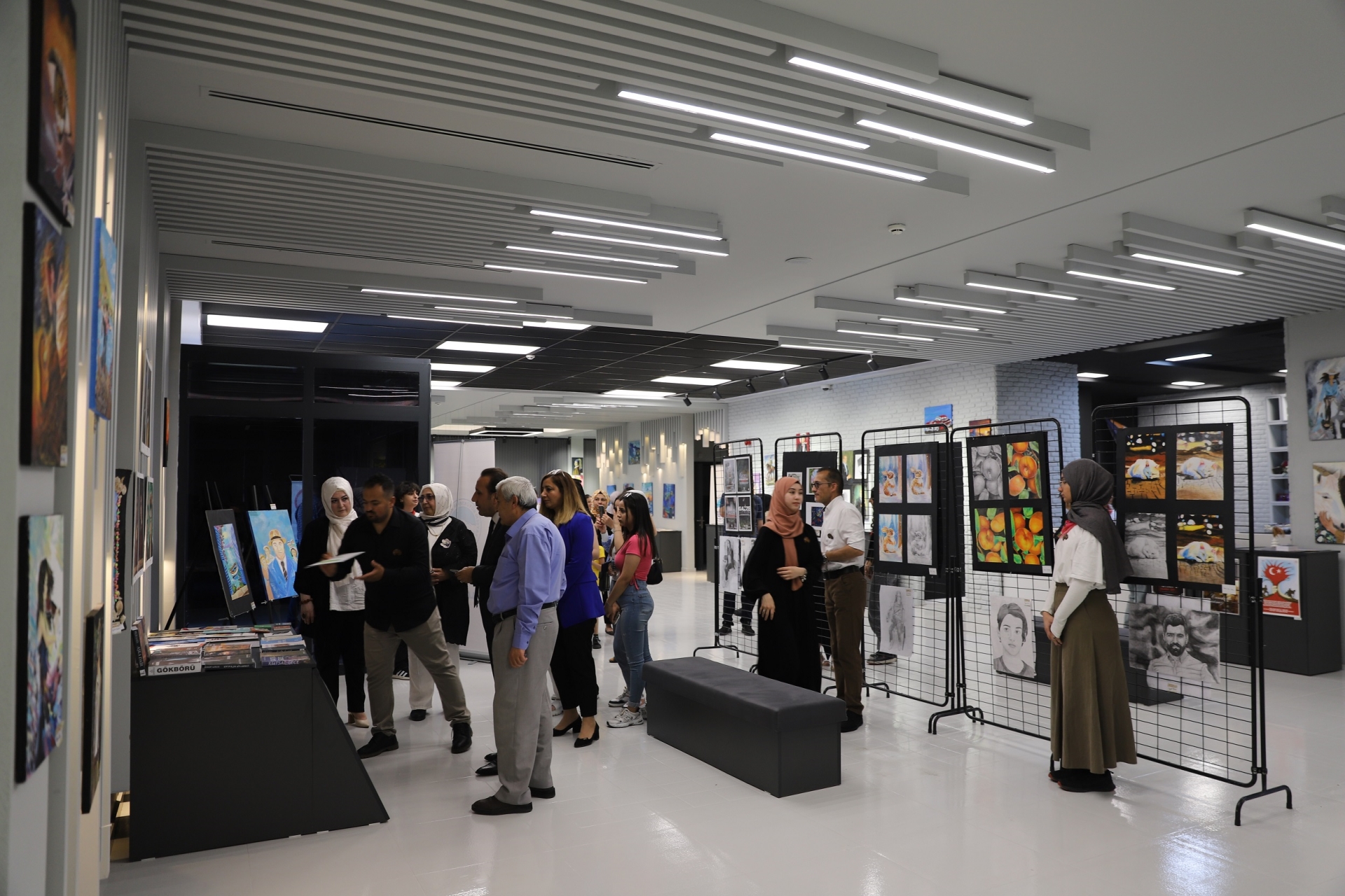 Büyük Şehir Sanat Galerisi “Çok Özel” Sergilere Ev Sahipliği Yapıyor