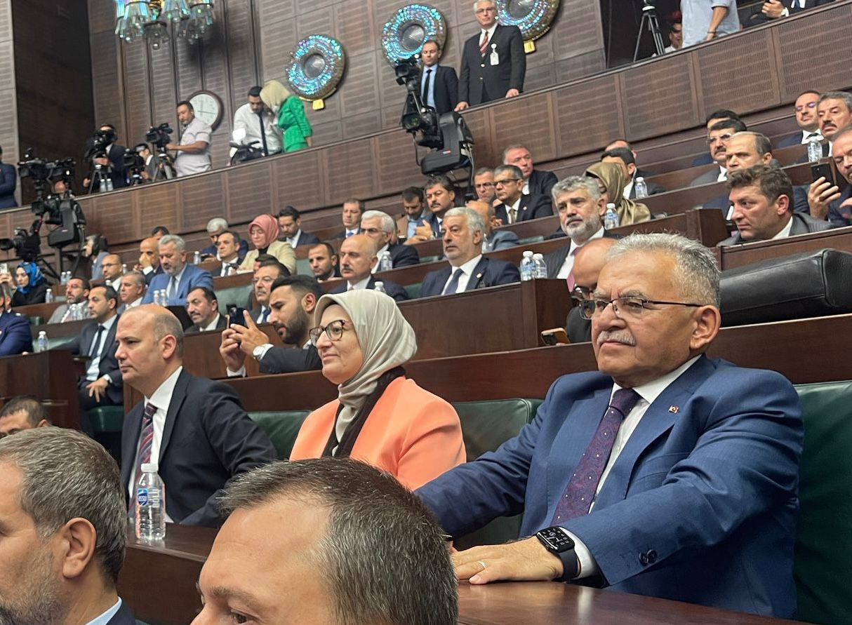 Başkan Büyükkılıç, TBMM’de Cumhurbaşkanı Erdoğan’ın Hitaplarını Dinledi