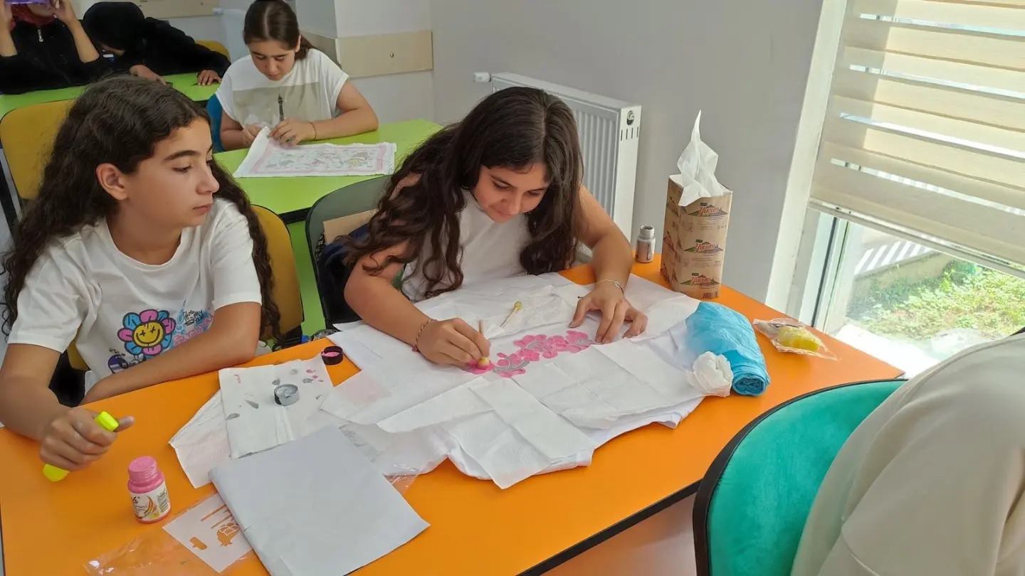 Büyükşehir ile İlçelerde de Çocuklar Yaz Tatilini Dolu Dolu Geçiriyor