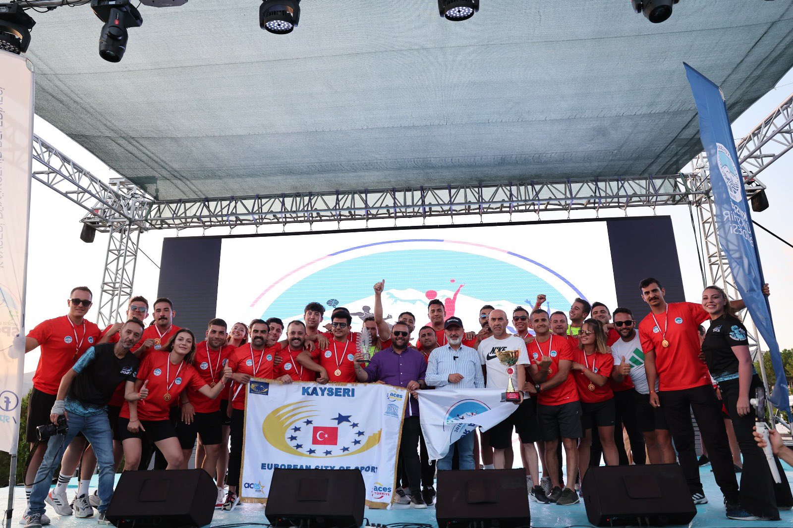Büyükşehir Spor A.Ş.’den Türkiye’nin En Büyük Dragon Festivali’nde 2 Günde 2 Şampiyonluk