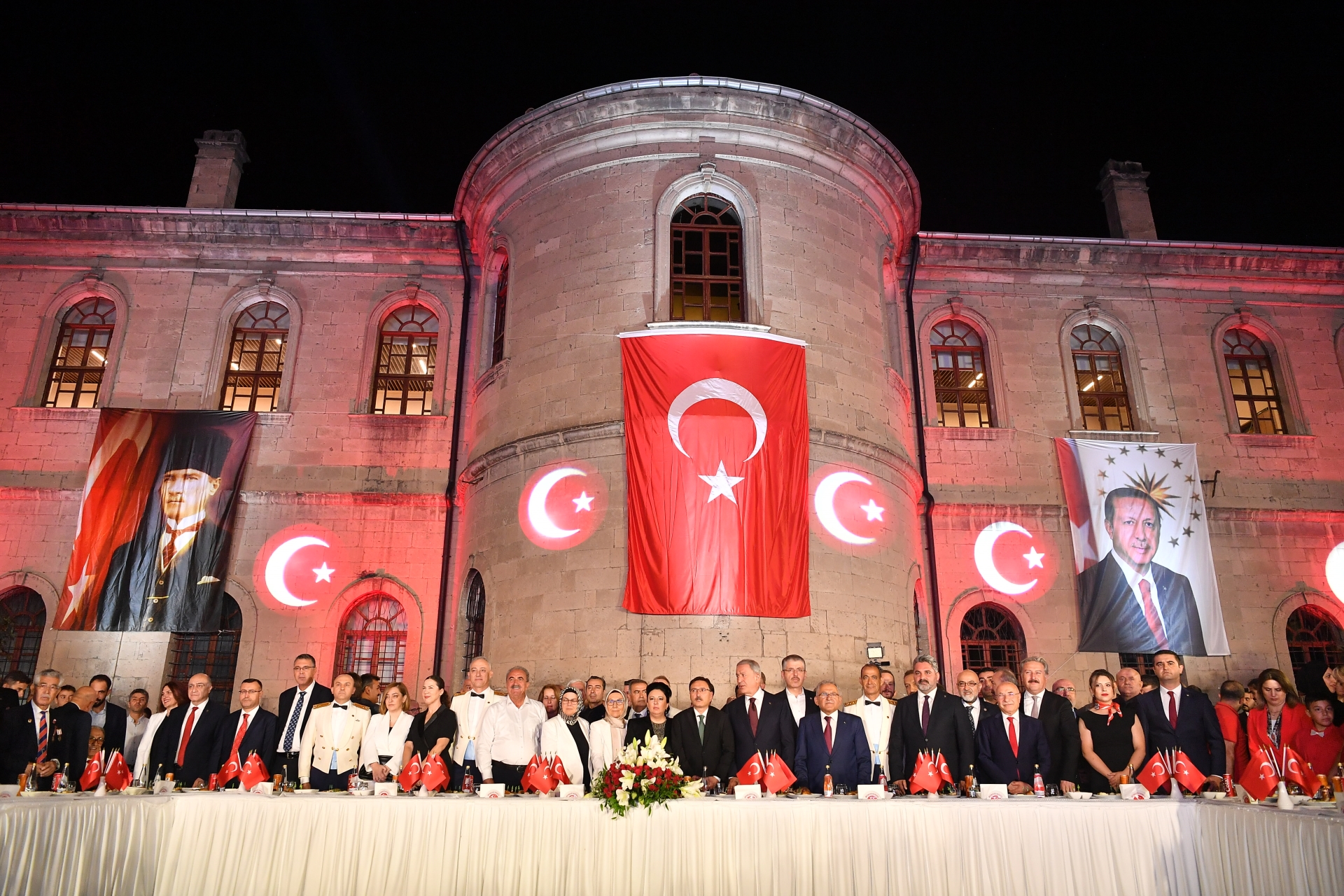 Başkan Büyükkılıç, Zafer Bayramı 102. Yıl Dönümü Resepsiyonu’na Katıldı