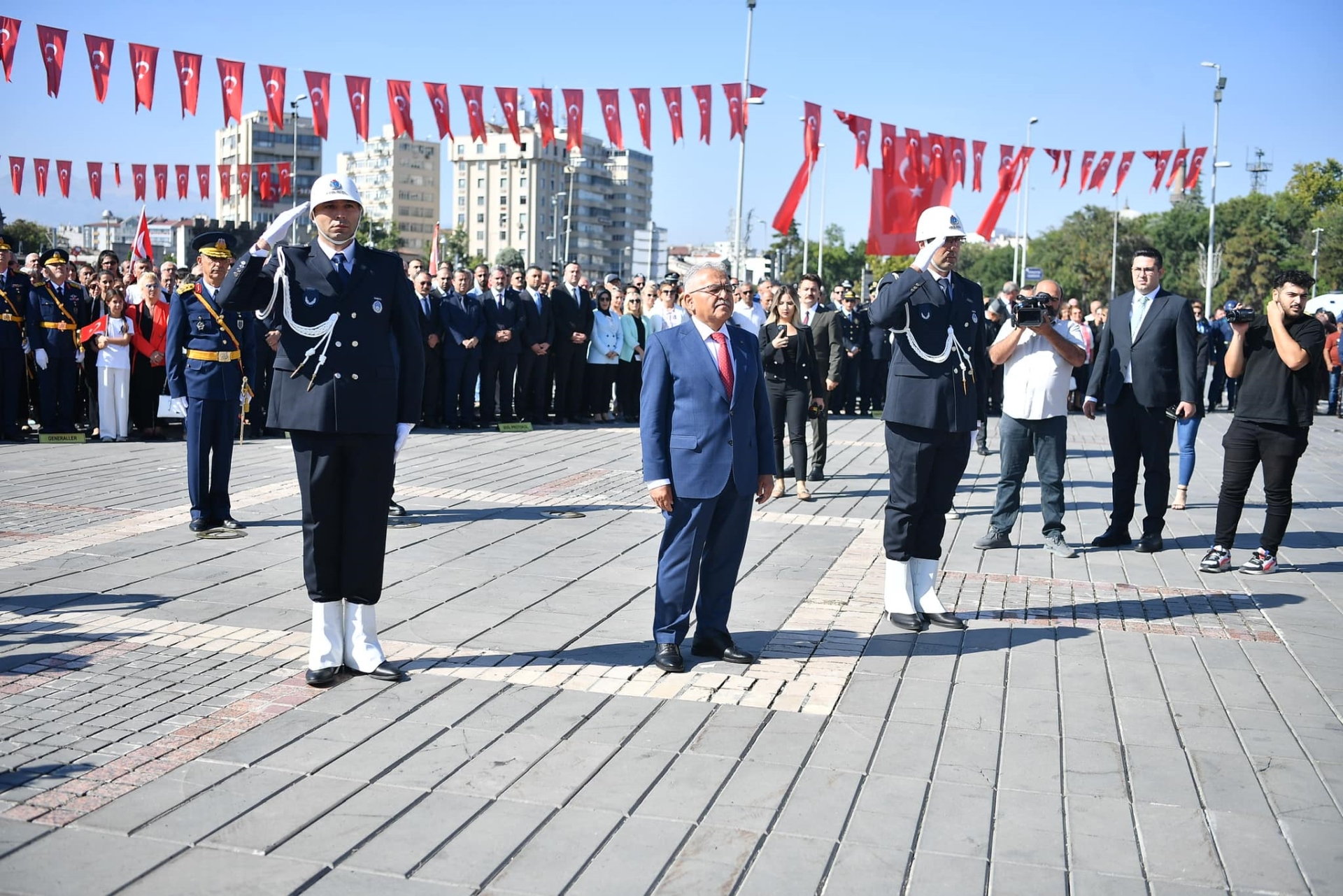 Başkan Büyükkılıç, Zafer Bayramı’nın 102’nci Yıl Dönümünü Kayserililerle Birlikte Coşkuyla Kutladı
