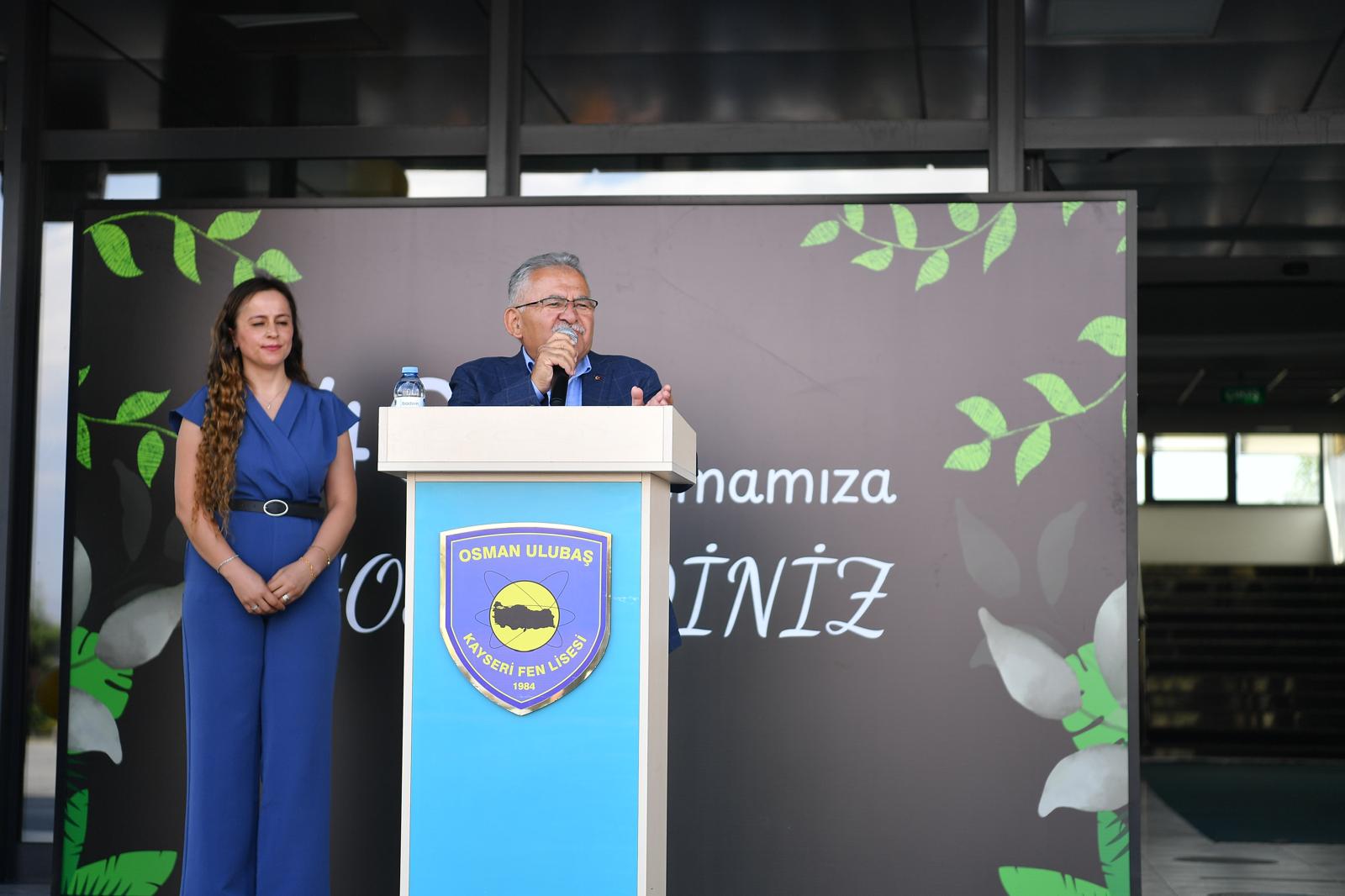 Akar ve Büyükkılıç, Osman Ulubaş Kayseri Fen Liseliler Derneği Mezunlar Buluşması’na Katıldı
