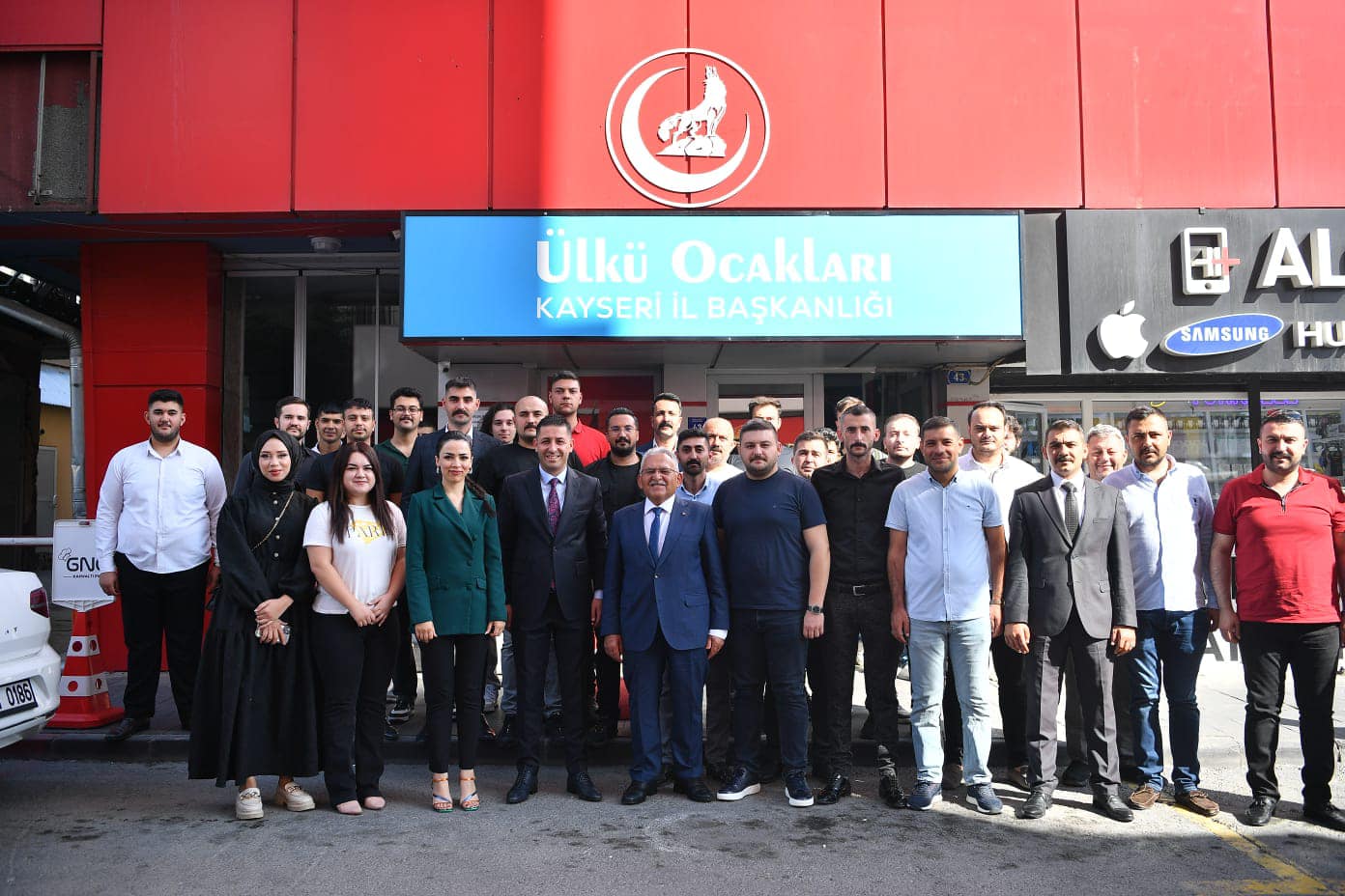 Başkan Büyükkılıç’tan Ülkü Ocaklarına Ziyaret