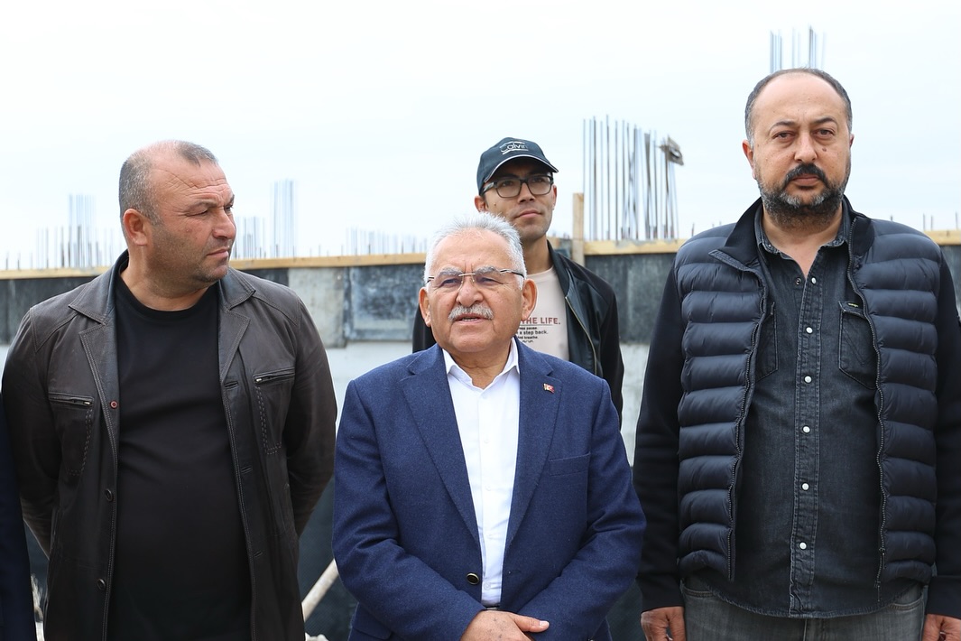 Büyükkılıç’tan Gökkent Mahallesi’nde Hayırsever İş Birliğindeki Okul İnşa Çalışmalarına İnceleme