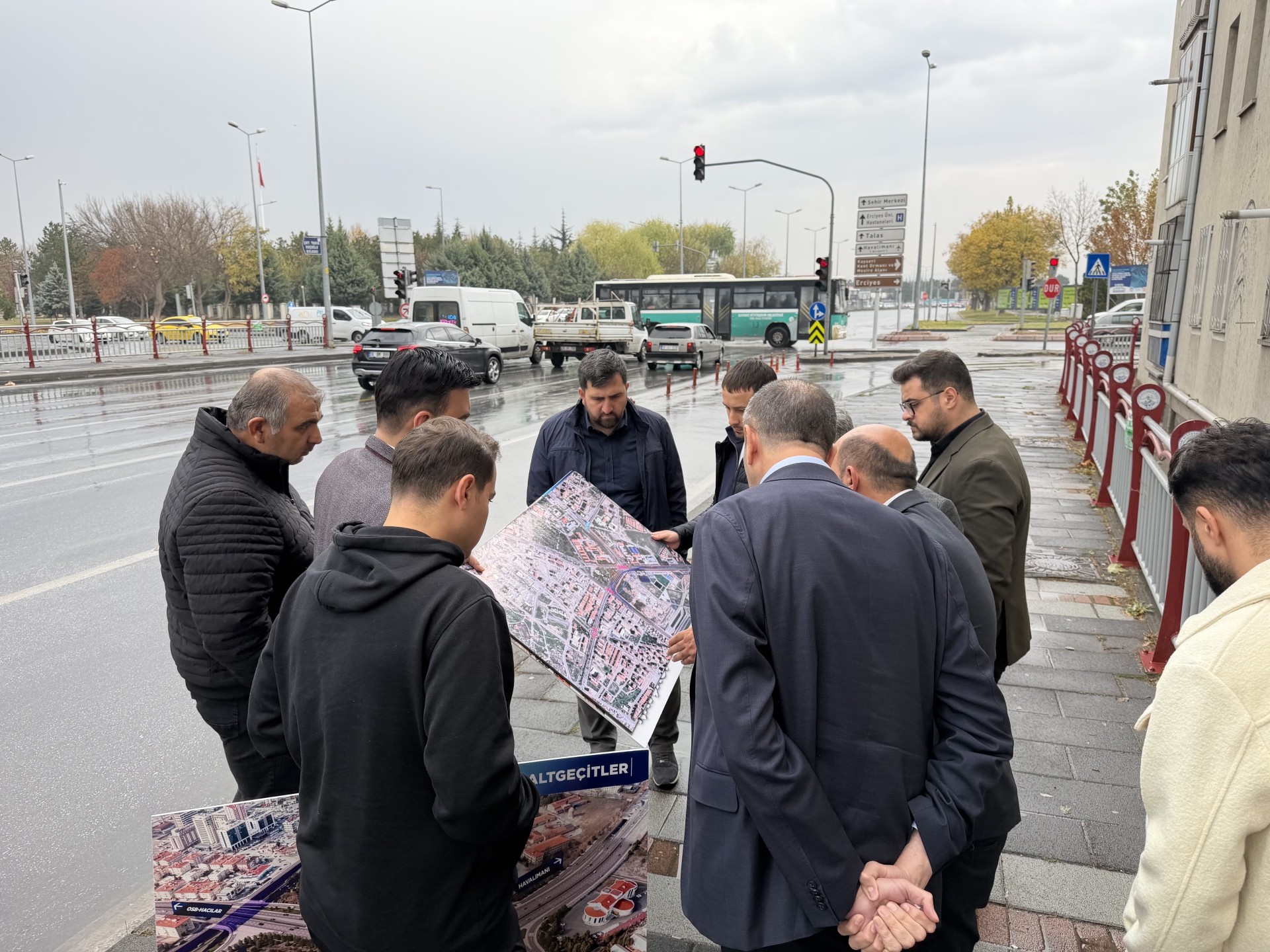 Büyükşehir’den Kartal Kavşağı Projesi İçin Değerlendirme Toplantısı