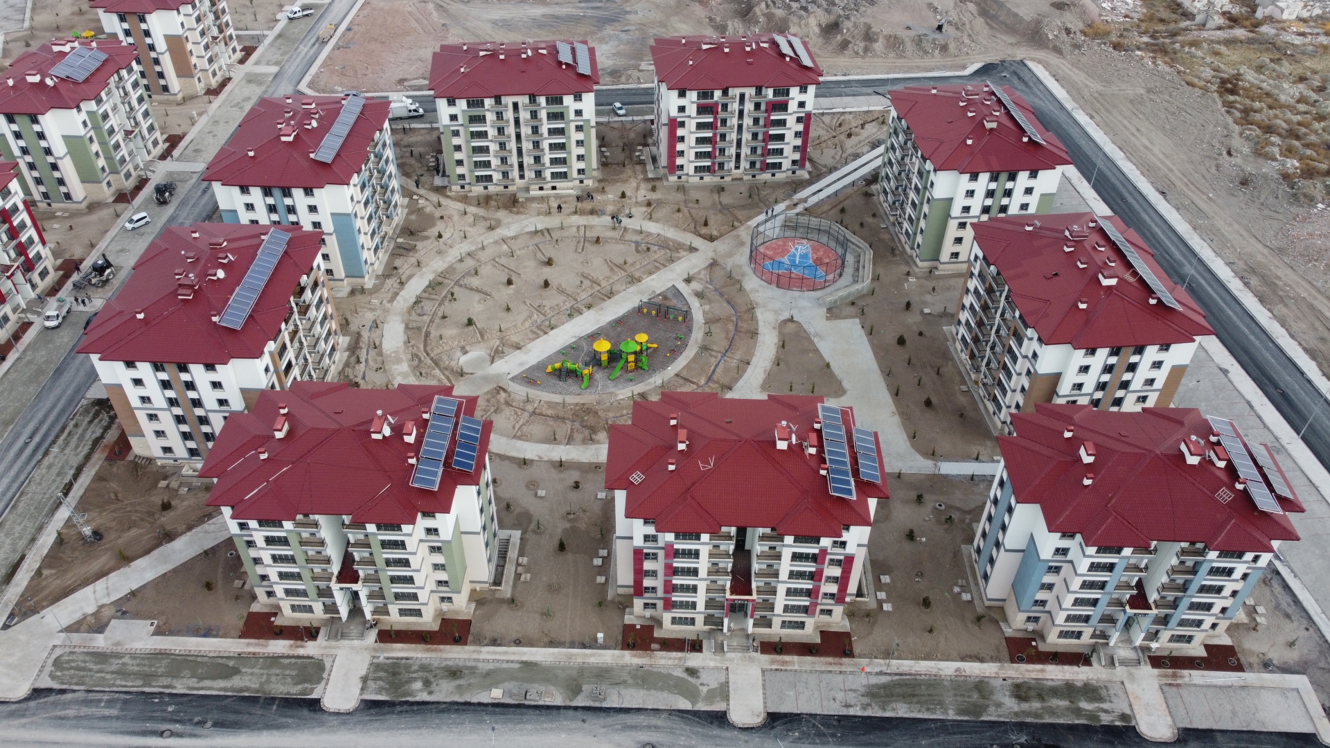 Büyükşehir’den Oruçreis Kentsel Dönüşüm Projesi'nde Çevre Düzenlemesi