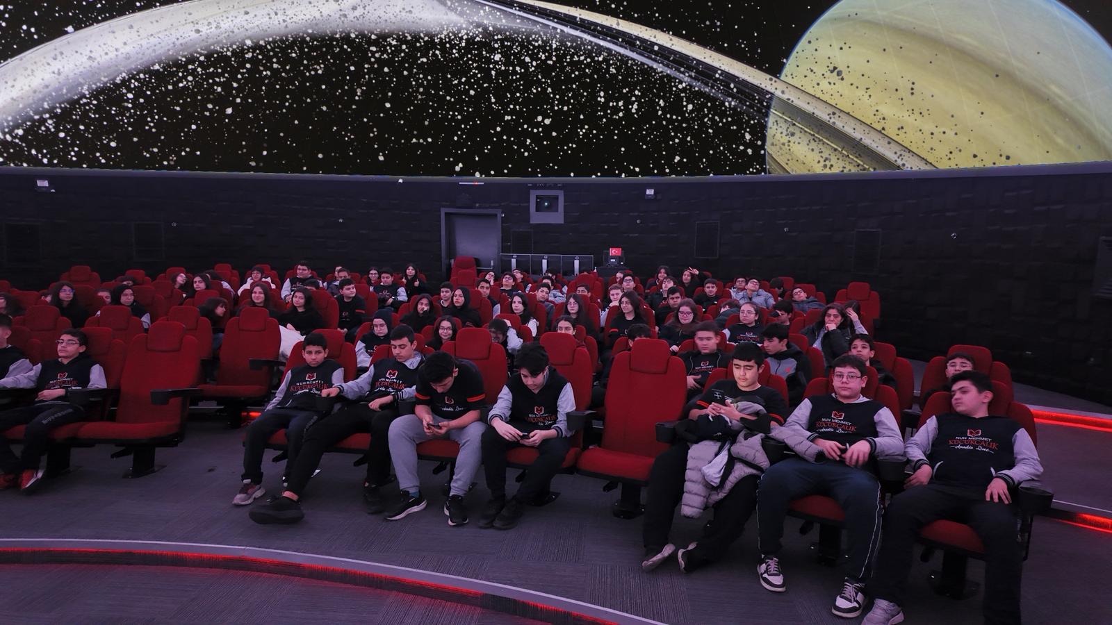 Büyükşehir’in Bilim Merkezinde Planetaryuma 3 Yeni Film: Çocuklar Bilimin Büyülü Yolculuğuna Çıkıyor