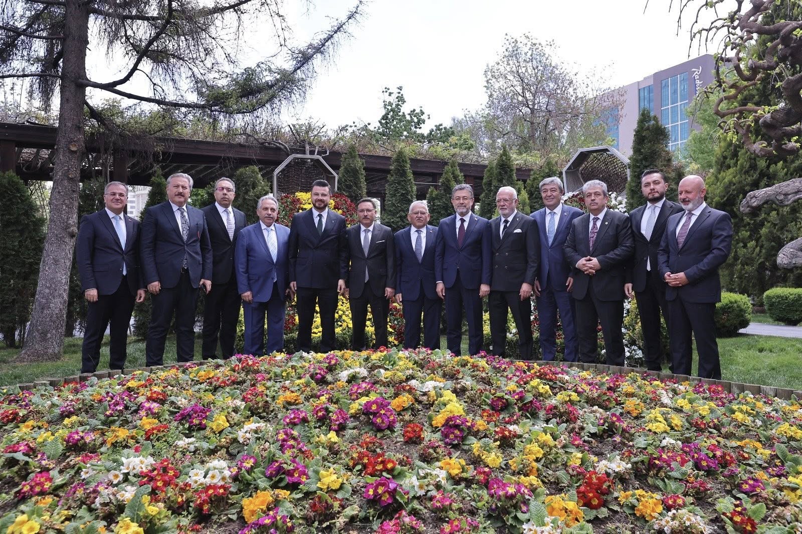 Bakan Yumaklı’dan Başkan Büyükkılıç’a “Tarım ve Hayvancılık” Teşekkürü