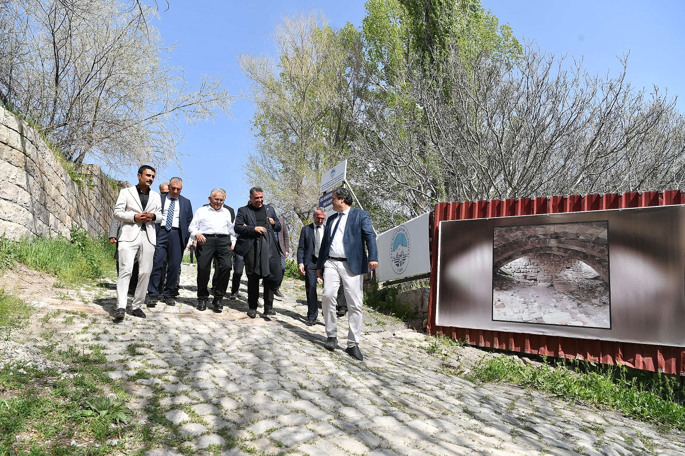 Başkan Büyükkılıç’ın Koramaz Vadisi’ne Vizyoner Dokunuşuyla “Tarih ve Doğa” Yeniden Hayat Buluyor
