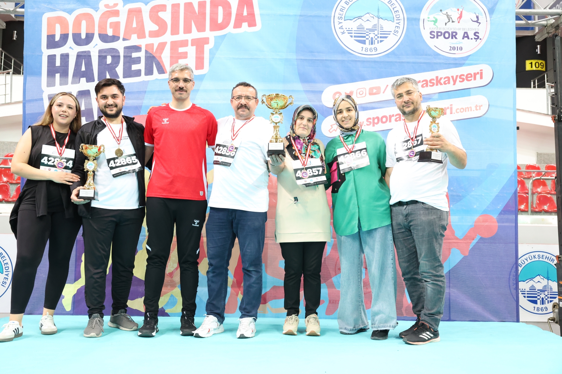 Büyükşehir’in Aile Yılına Özel Etkinliğinde Aileler Kıyasıya Yarıştı