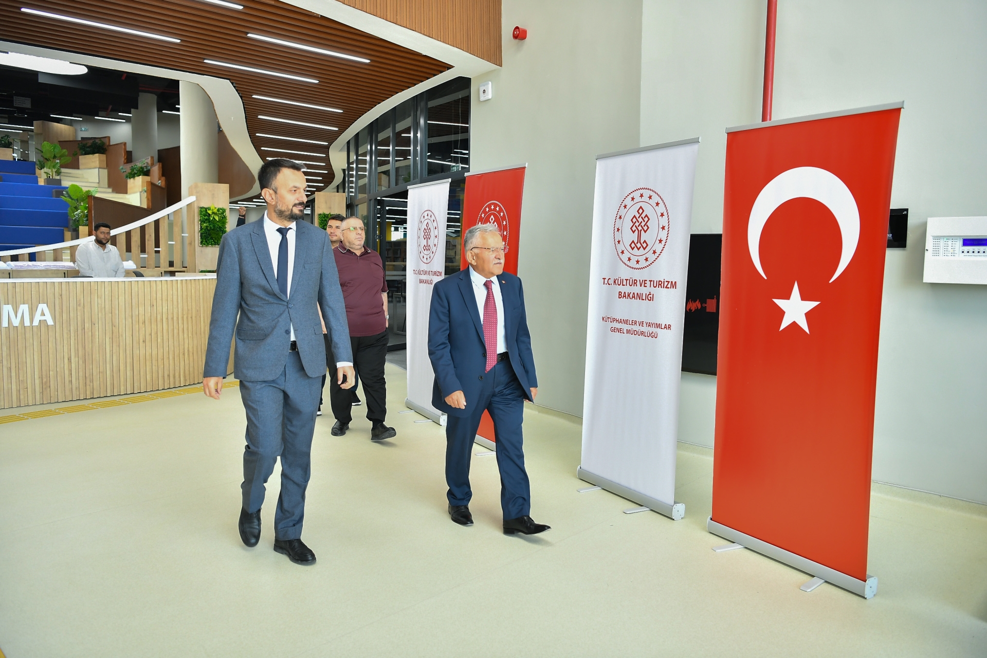 Başkan Büyükkılıç: “Takdire Şayan Kütüphanemizi Kayseri’mize Sunmuş Bulunuyoruz”
