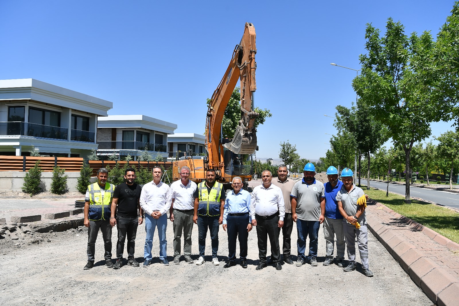 Başkan Büyükkılıç’tan 22 Milyon TL’lik Altyapı ve Asfalt Seferberliği