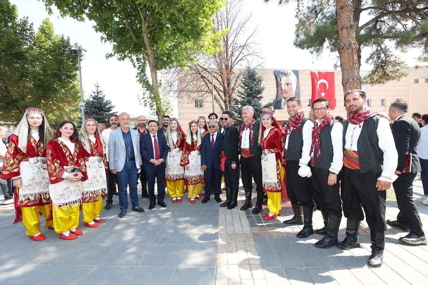 Başkan Büyükkılıç, Zafer Bayramı’nın 103’üncü Yılını Kayserililerle Coşkuyla Kutladı