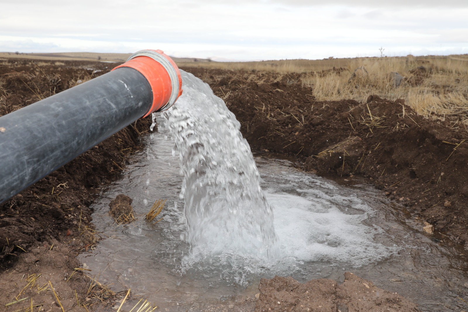 Başkan Büyükkılıç: “6 Mahallede Su Kapasitesini Artırıyoruz”