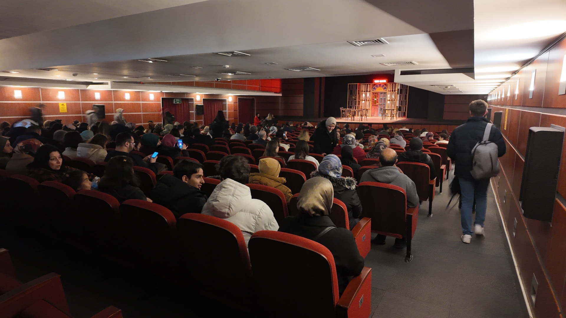 Büyükşehir KAYMEK’ten, Yarıyıl Tatilinde Öğrencilere, Eğlence Dolu Tiyatro Etkinliği