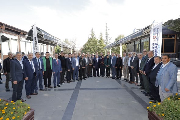 Başkan Büyükkılıç, Talas ve Hacılar’da Muhtarlarla İstişare Toplantıları Gerçekleştirdi