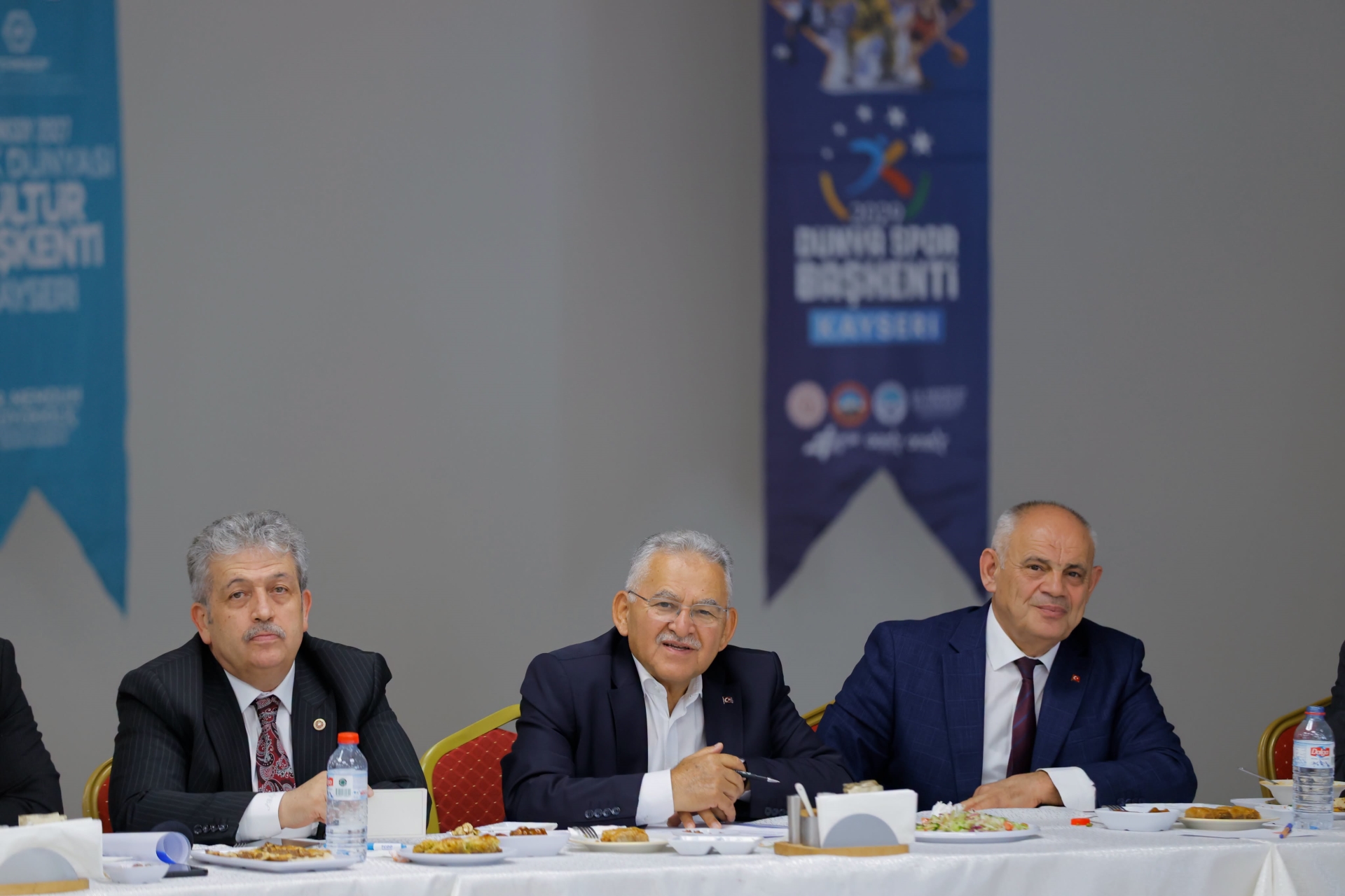 Başkan Büyükkılıç’tan Yahyalı’da Muhtarlarla İstişare Toplantısı