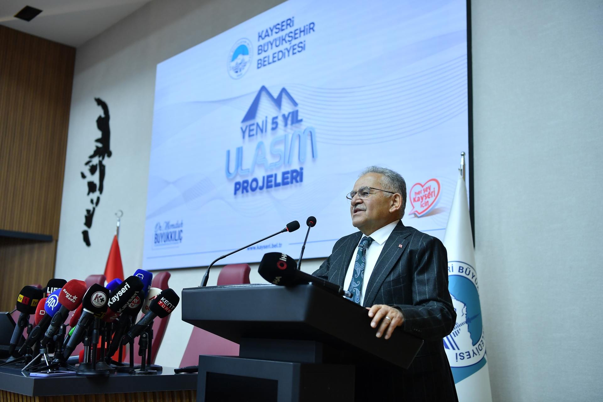 Başkan Büyükkılıç’tan Ulaşım Hamlesi: 2,4 Milyar TL’lik 5 Yeni Katlı Kavşak, 16 Kilometre Yol Düzenlemesi