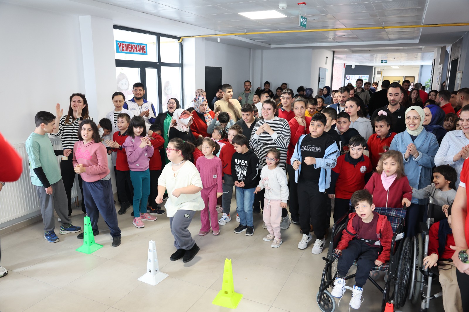 Büyükşehir’den 150 Öğrenciyle Down Sendromlular Günü’nde Anlamlı Buluşma