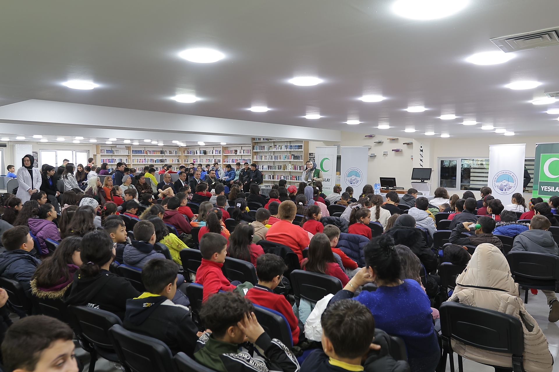 Büyükşehir’den Kütüphane Haftası’na Özel Yazar-Okur Buluşmaları