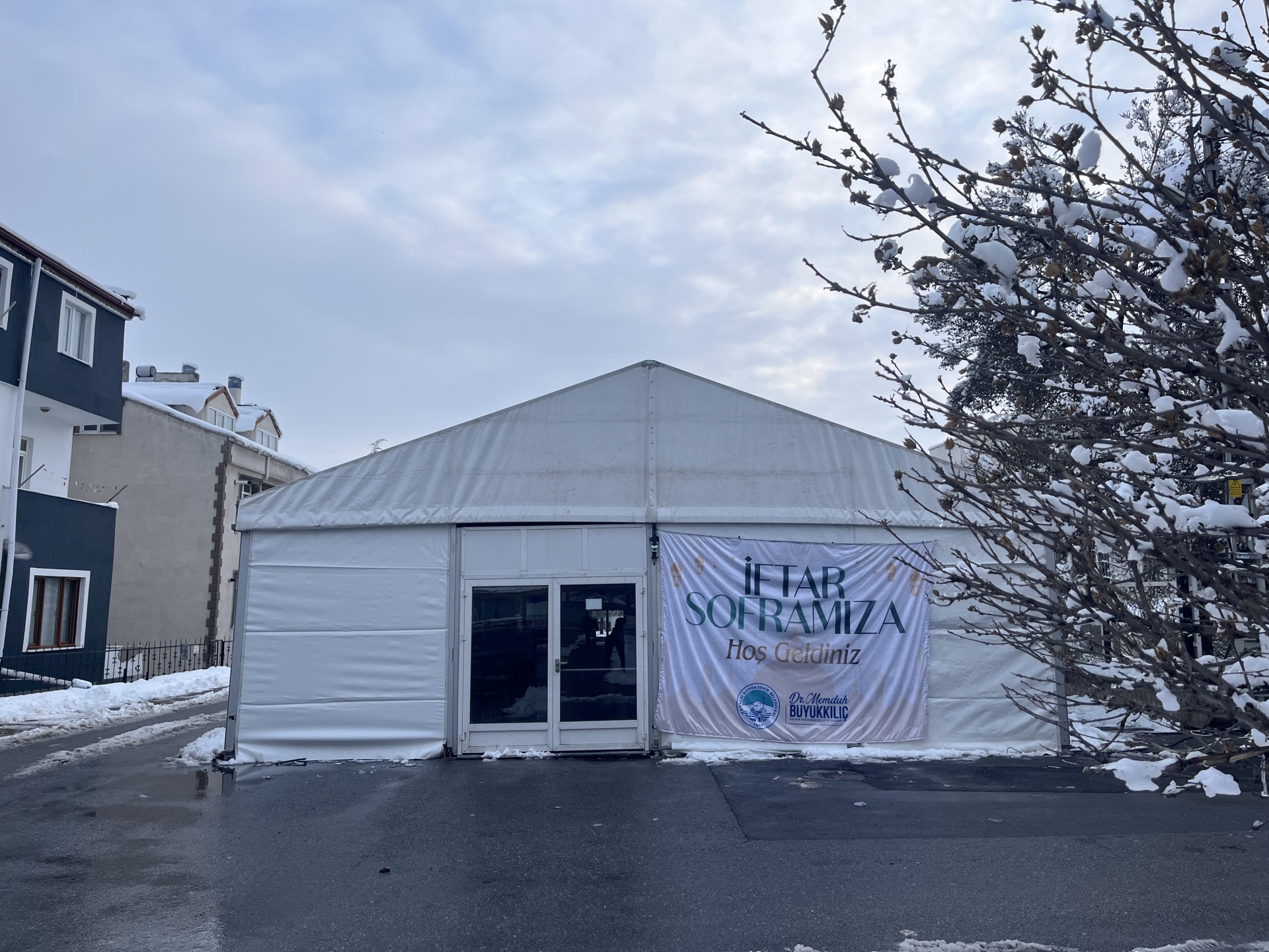 Büyükşehir’in Eskişehir Bağları İftar Sofrası Gönüllere Dokunuyor