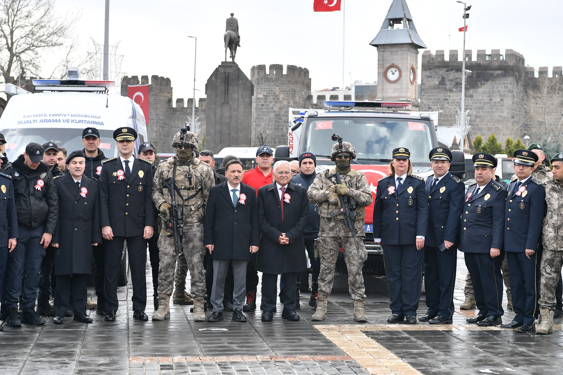 Başkan Büyükkılıç’tan Polis Haftası’nda Güçlü Mesaj: “Fedakârlığınızla Onur Duyuyoruz”