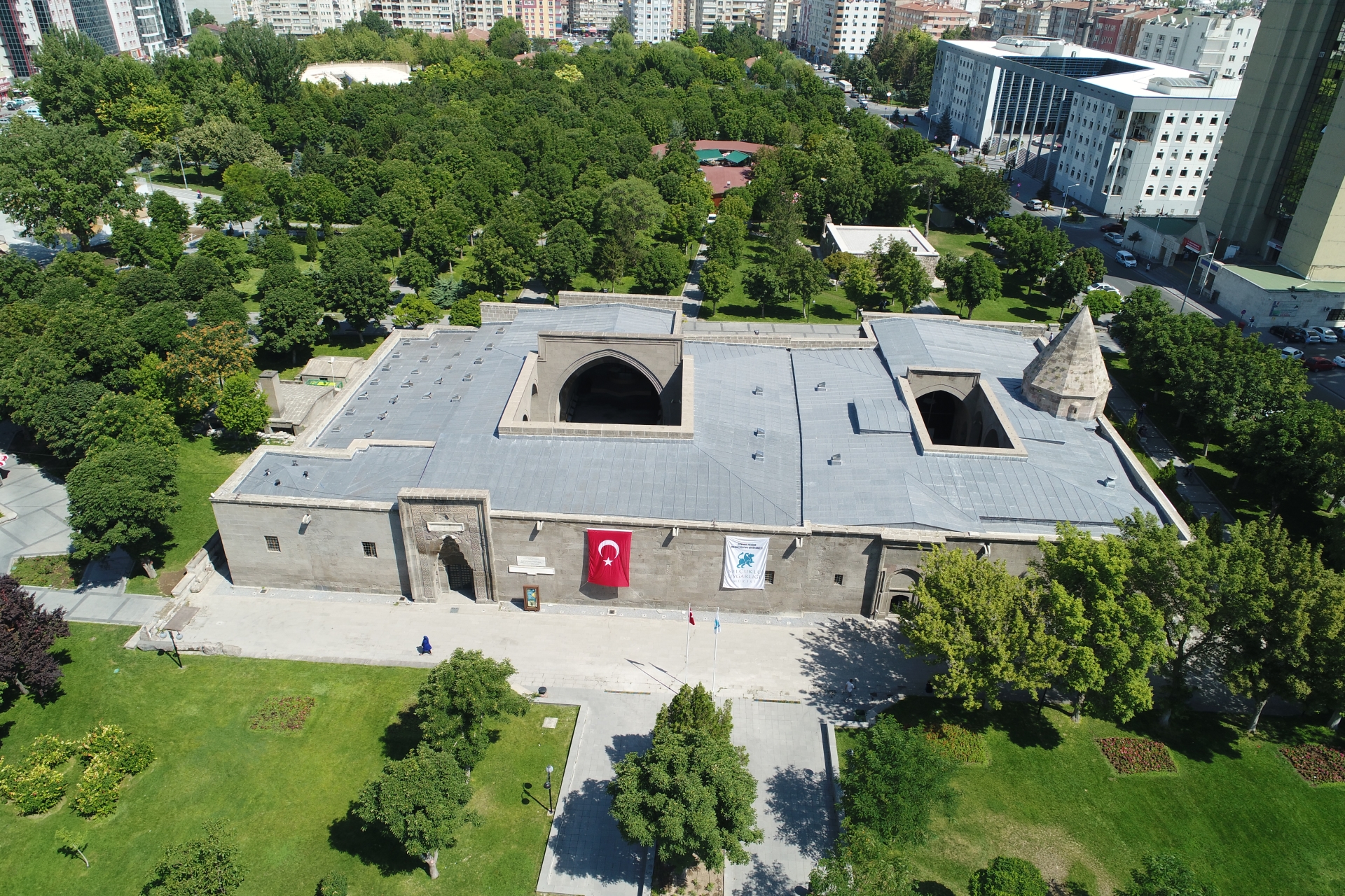 Kayseri Büyükşehir ile Tarihin Başkentinde Sağlık Mirası, Hayran Bırakıyor