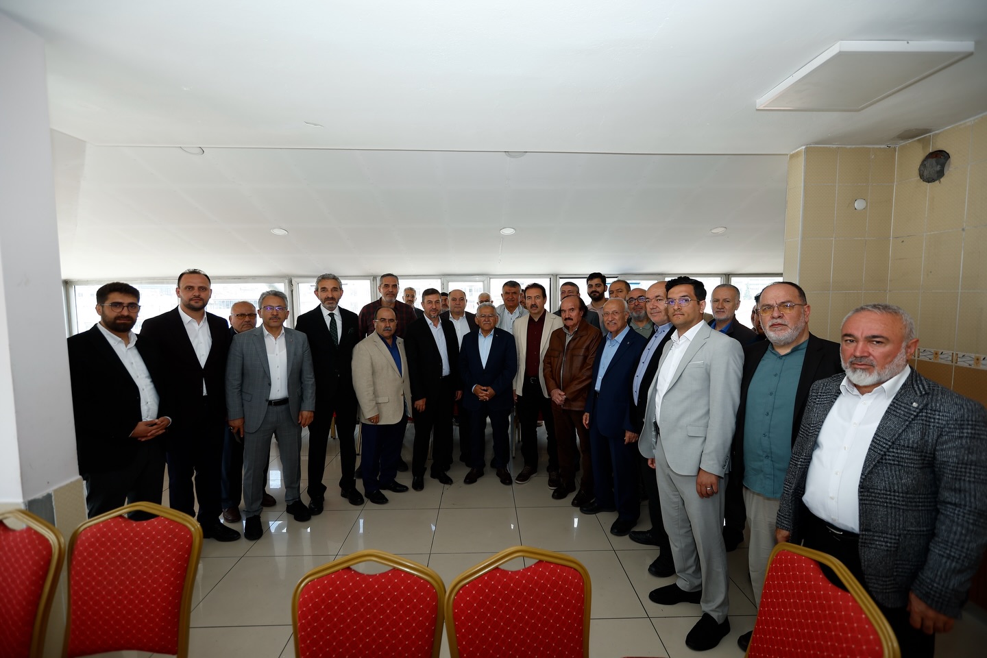 Başkan Büyükkılıç, Gönüllü Kültür Kuruluşları Temsilcileri ile Bayramlaştı