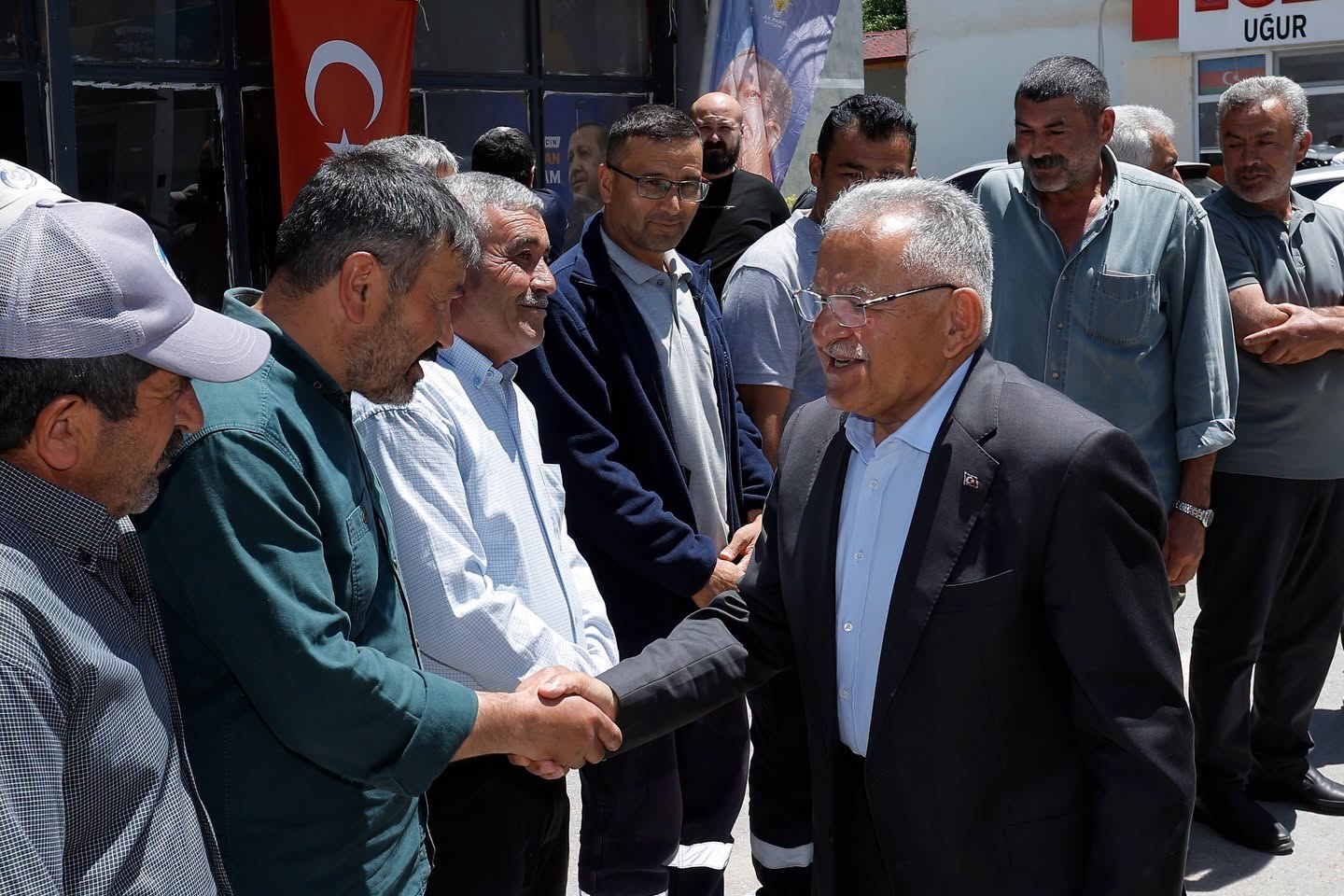 Başkan Büyükkılıç’tan Akkışla ve Sarıoğlan Çiftlik Mahallesi’ne Ziyaret